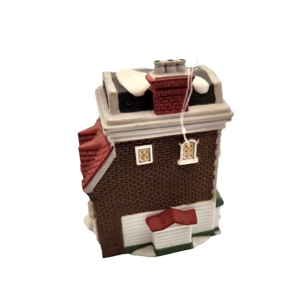 Dept 56 Charles Dickens 1992 Heritage Crown & Cricket Inn Christmas Ornament